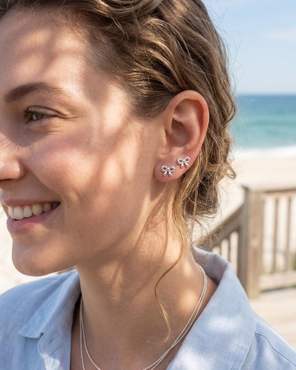 Trendy Silver Stud Earrings – photo 2
