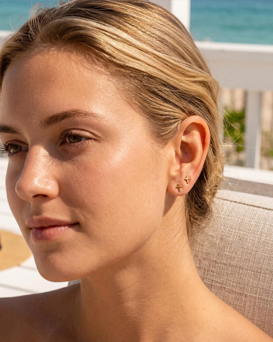 Trendy 14K Gold Stud Earrings – photo 7