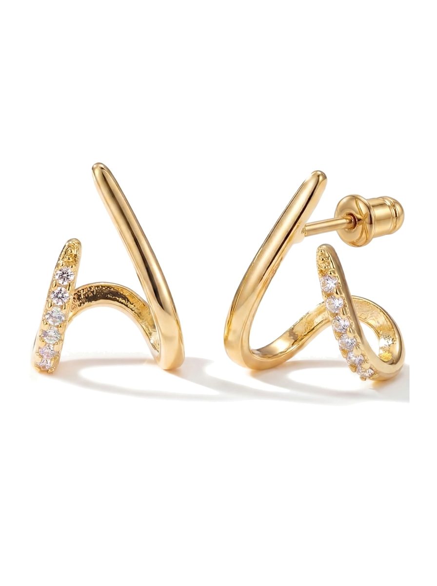 Trendy 14K Gold Stud Earrings