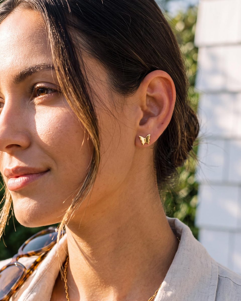 Trendy 14K Gold Stud Earrings – photo 3