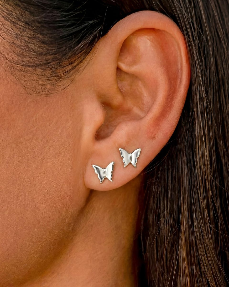 Trendy Silver Stud Earrings – photo 2