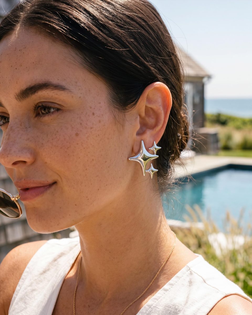 Trendy Silver Stud Earrings – photo 2