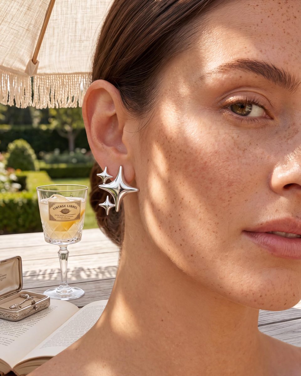 Trendy Silver Stud Earrings – photo 3