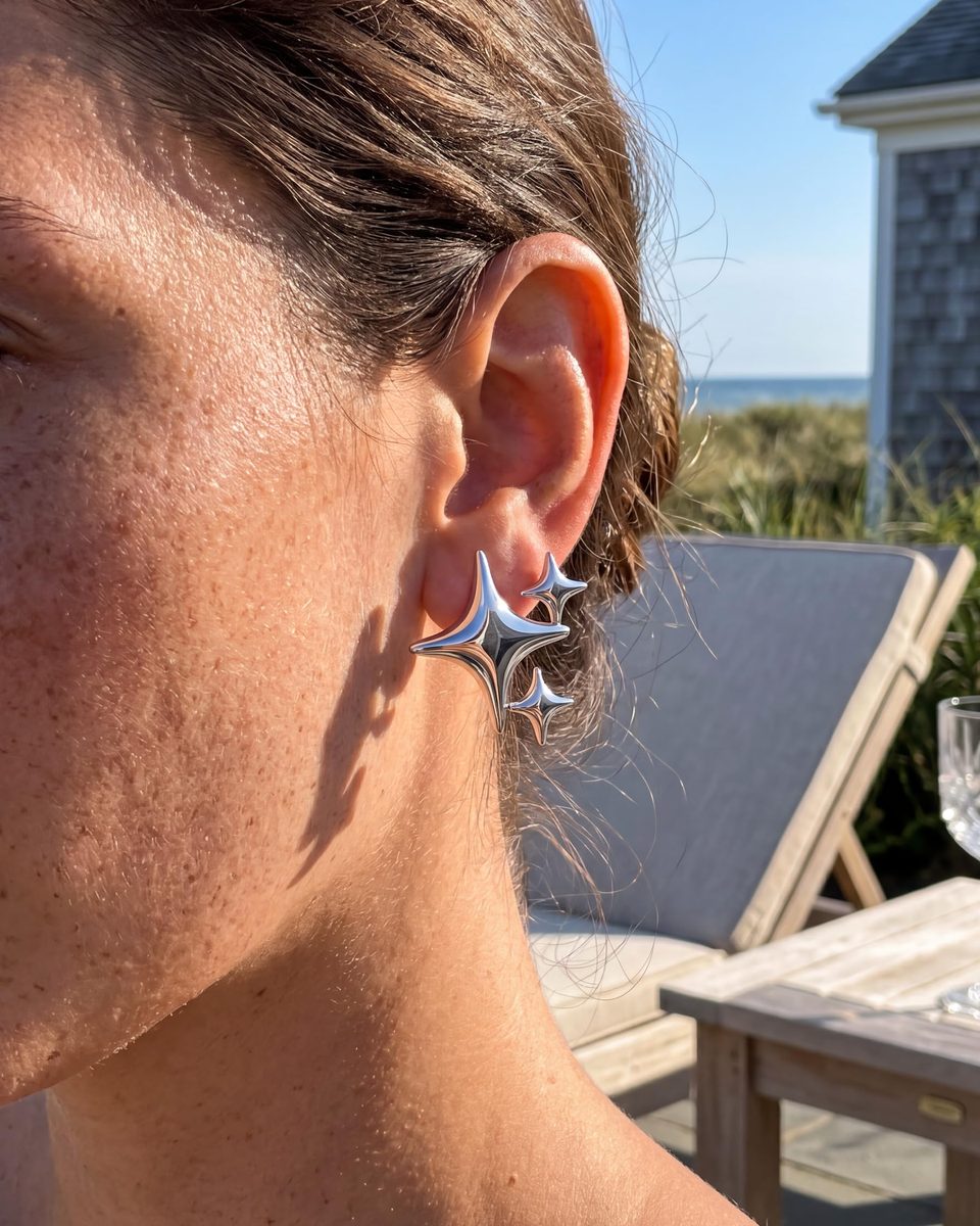 Trendy Silver Stud Earrings – photo 8
