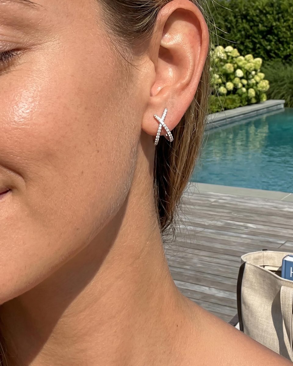 Trendy Silver Stud Earrings – photo 8