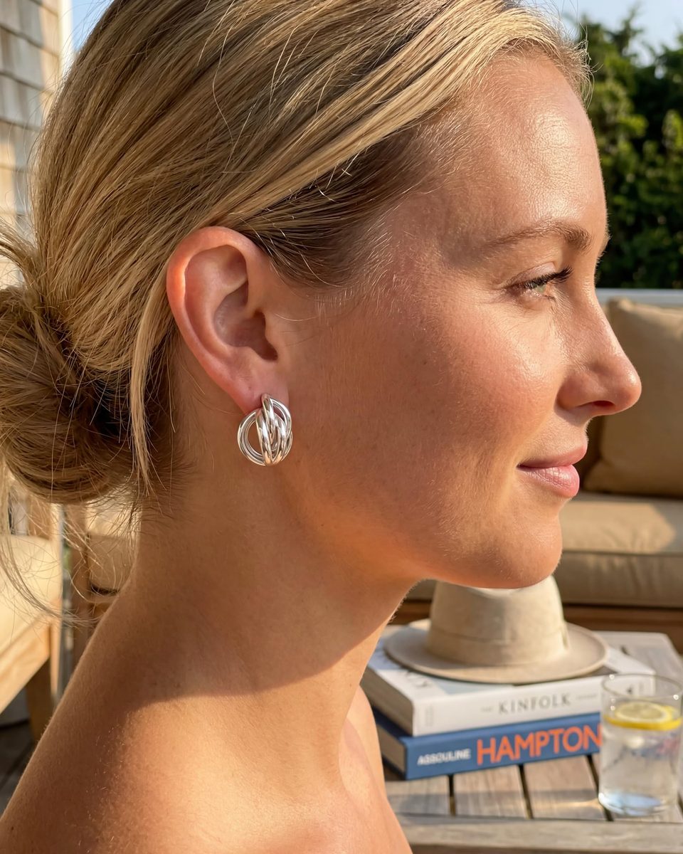 Trendy Silver Stud Earrings – photo 2