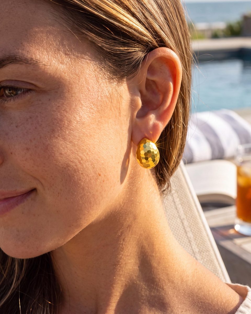 Trendy 14K Gold Stud Earrings – photo 3