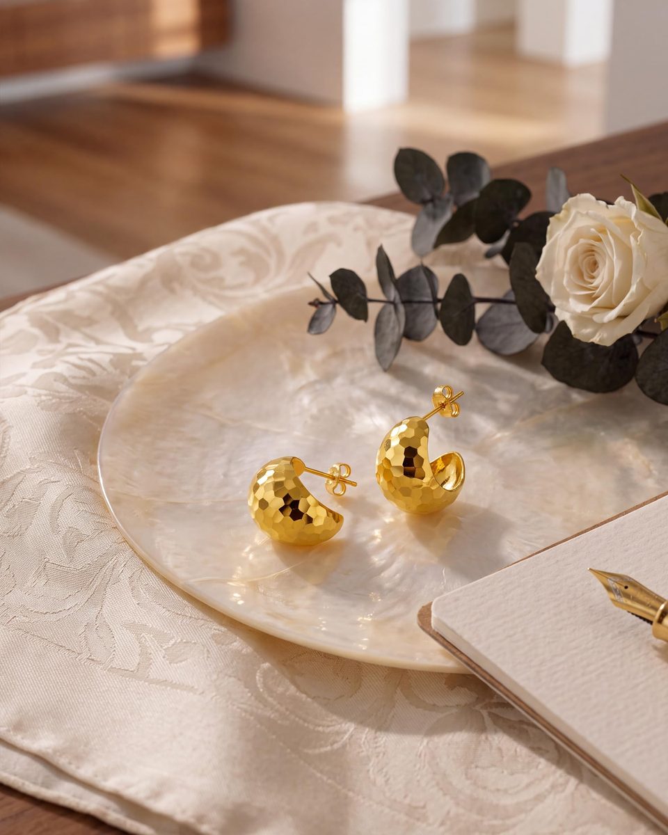Trendy 14K Gold Stud Earrings – photo 5