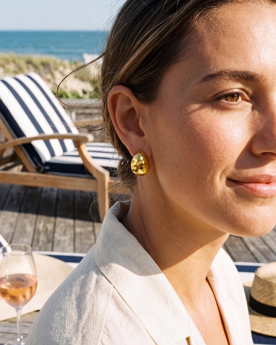 Trendy 14K Gold Stud Earrings – photo 8