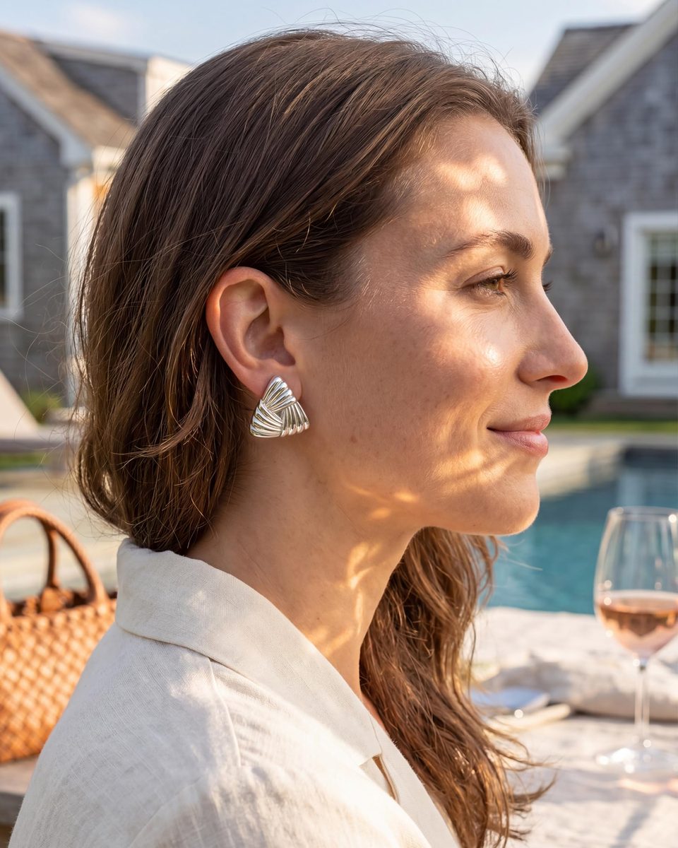 Trendy Silver Stud Earrings – photo 2