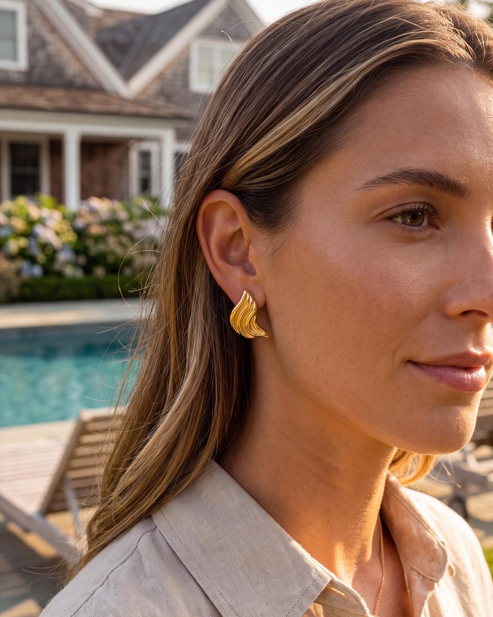 Trendy 14K Gold Stud Earrings – photo 2