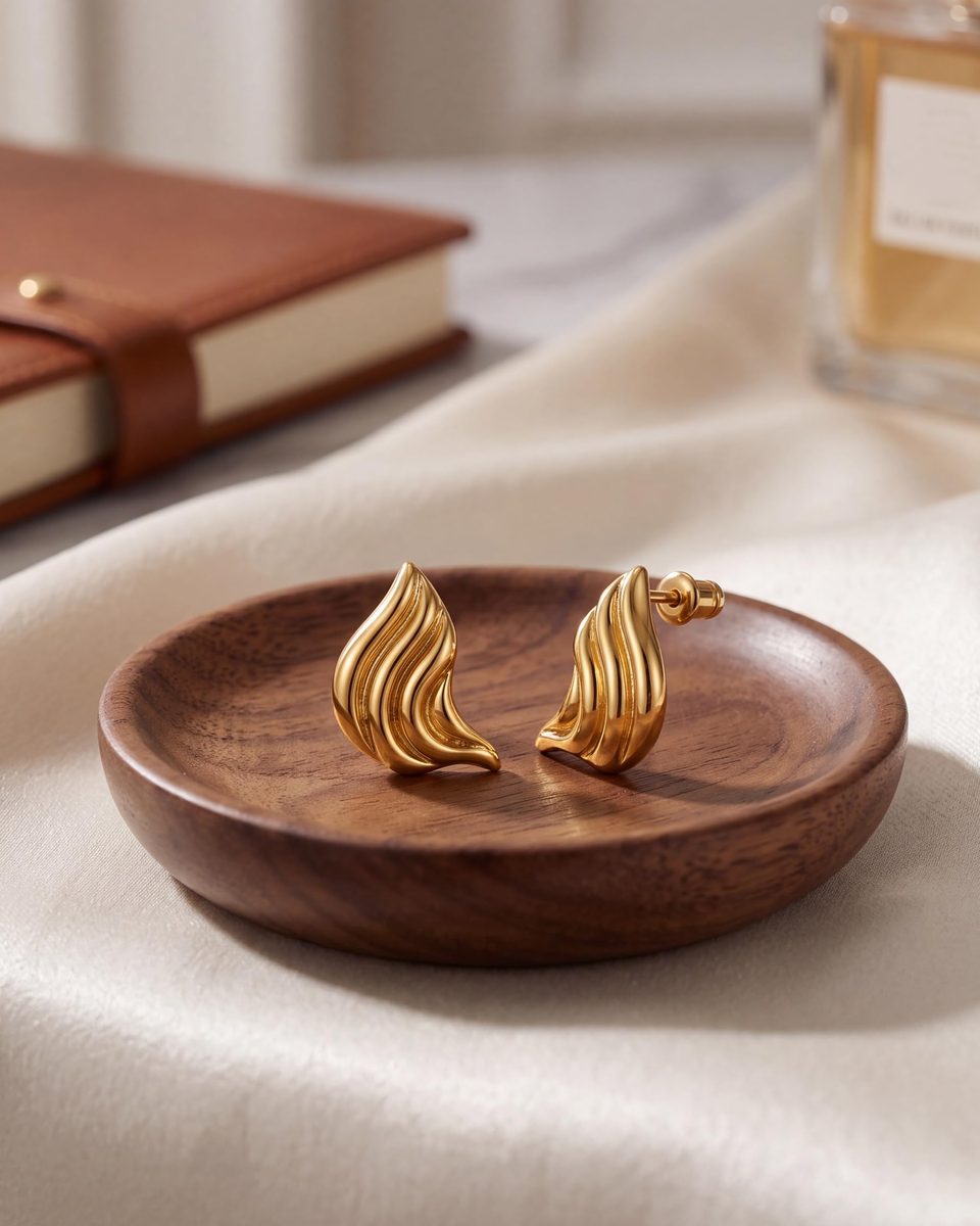 Trendy 14K Gold Stud Earrings – photo 6