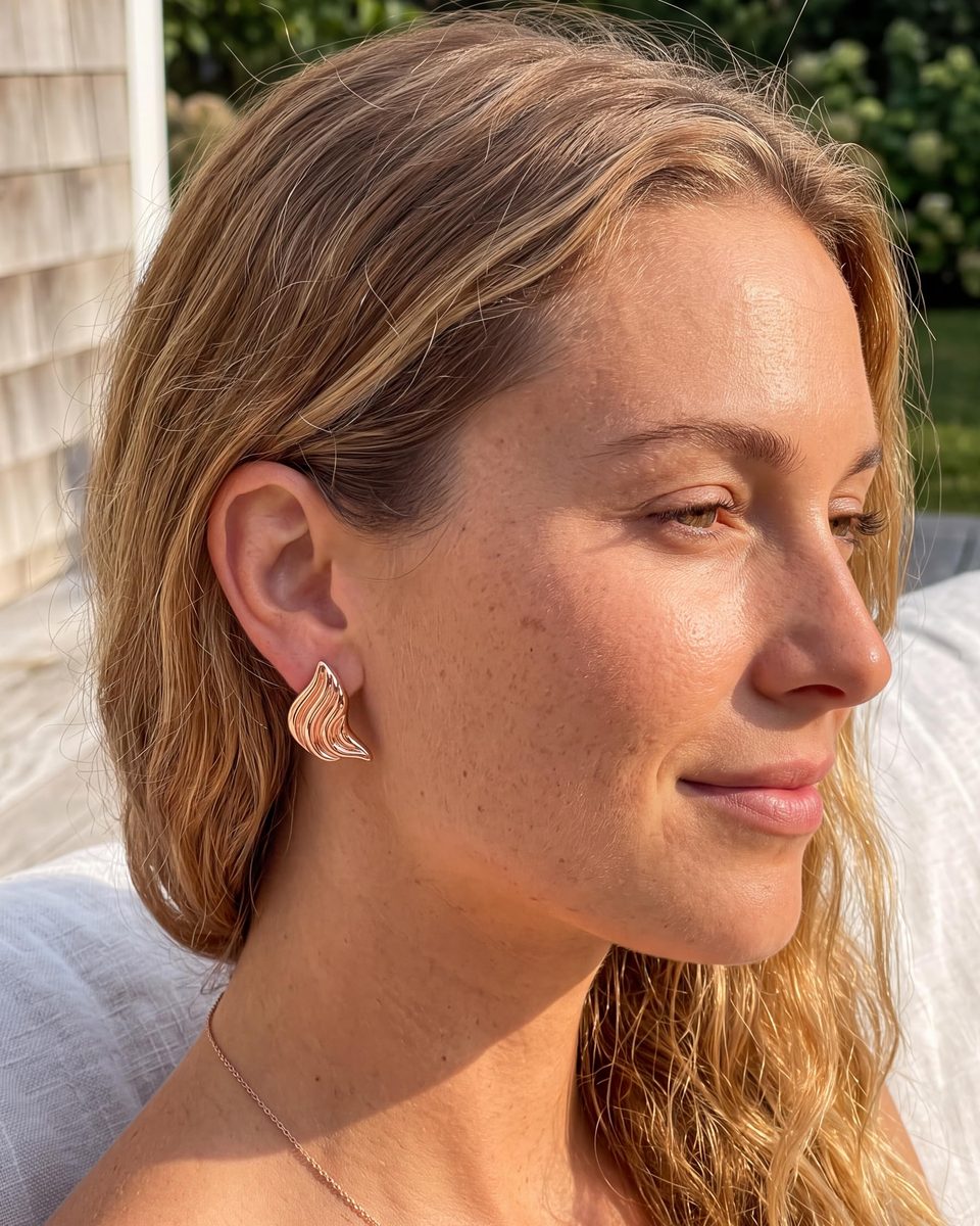 Trendy Rose Gold Stud Earrings – photo 2