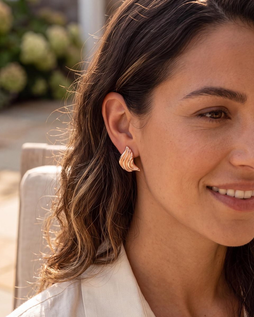 Trendy Rose Gold Stud Earrings – photo 7