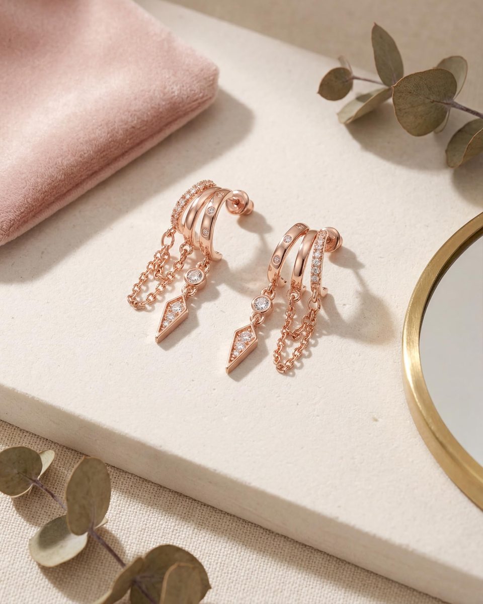 Trendy Rose Gold Huggie Earrings – photo 6