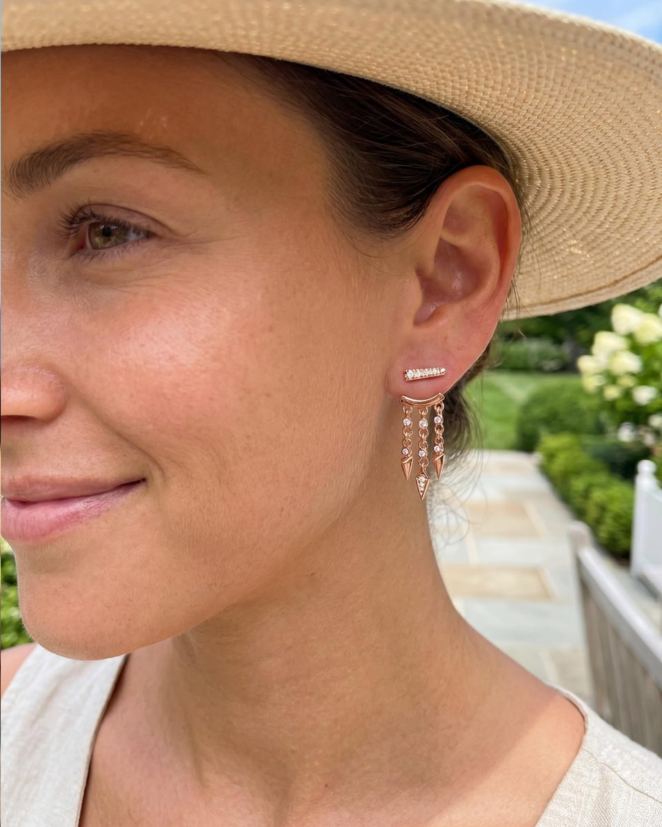 Trendy Rose Gold Stud Earrings – photo 2
