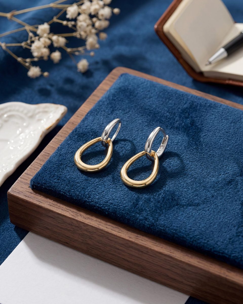 Trendy 14K Gold Dangle Earrings – photo 9