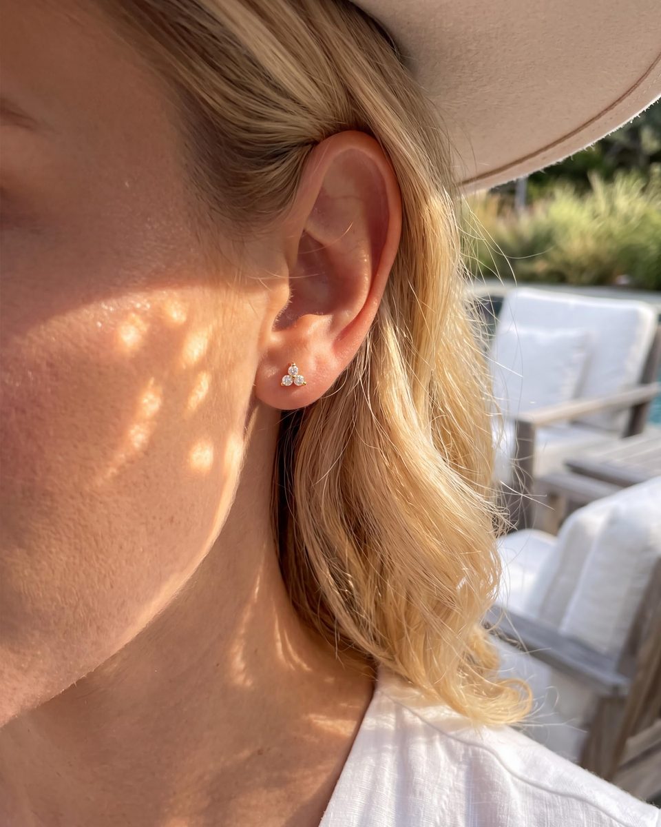 Trendy 14K Gold Stud Earrings – photo 3
