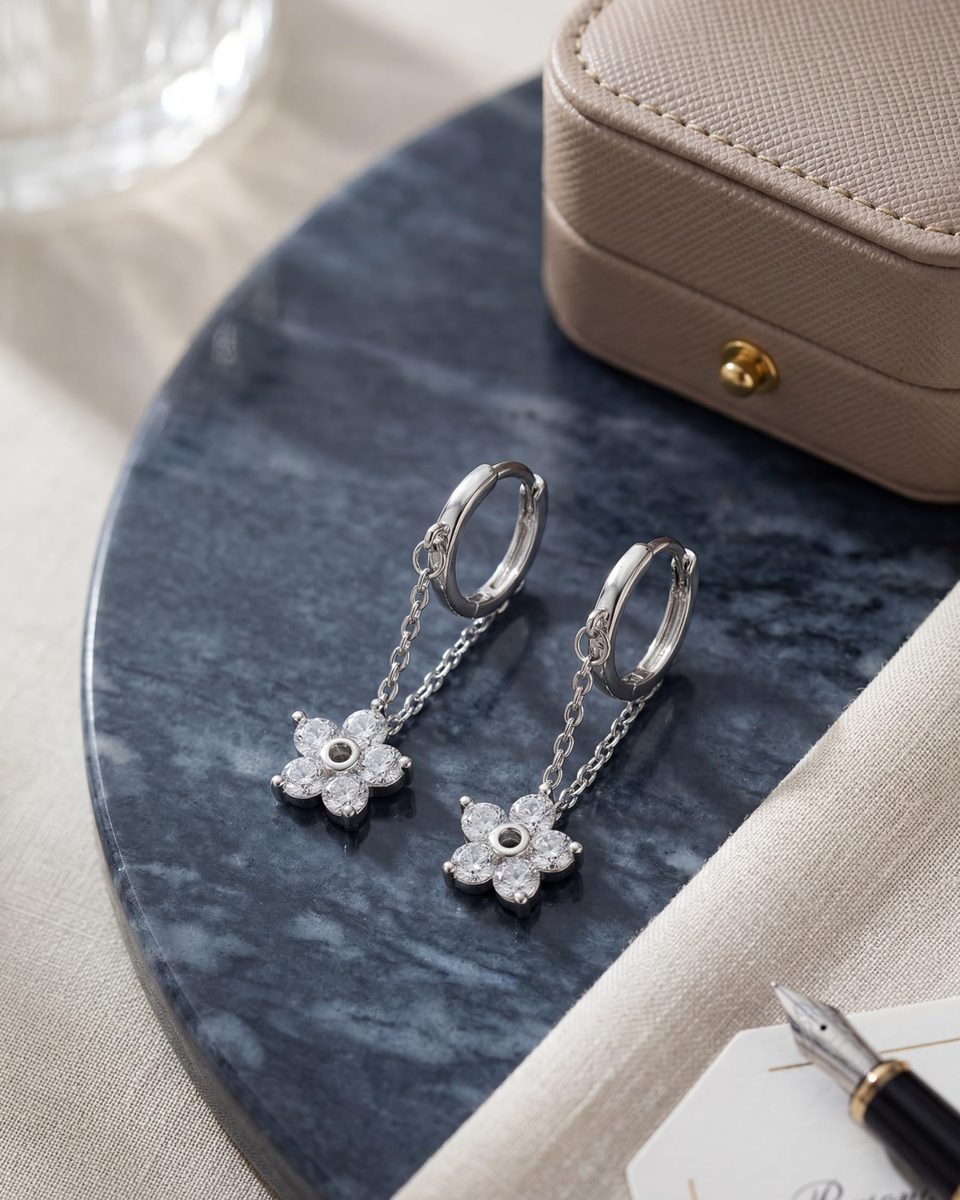 Trendy 14K Gold Huggie Earrings – photo 8
