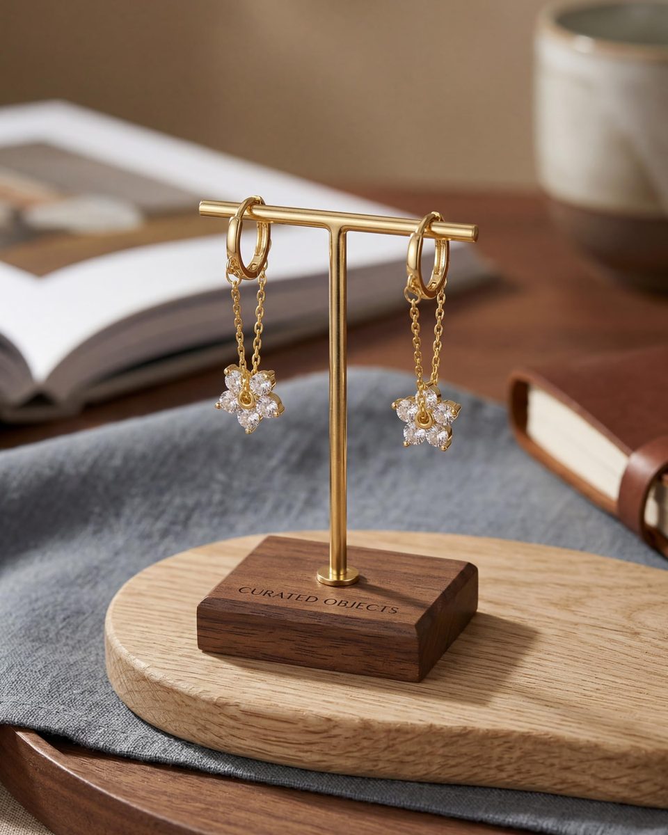Trendy 14K Gold Huggie Earrings – photo 6