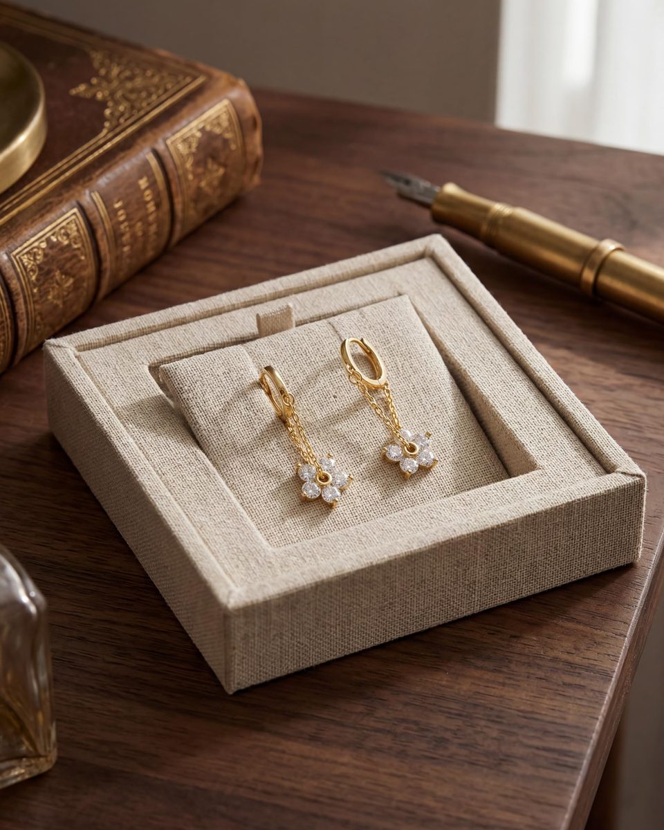 Trendy 14K Gold Huggie Earrings – photo 8