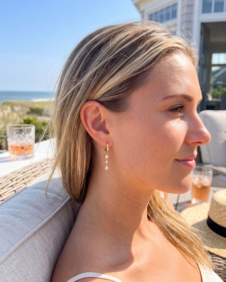 Trendy 14K Gold Huggie Earrings – photo 7